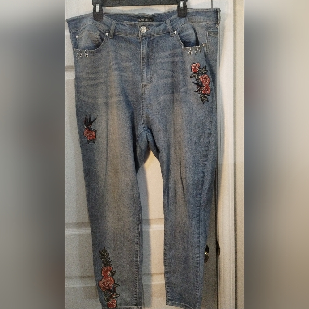Forever21 Plus Size Straight Leg Jeans With Rose/Bird Embroidery
